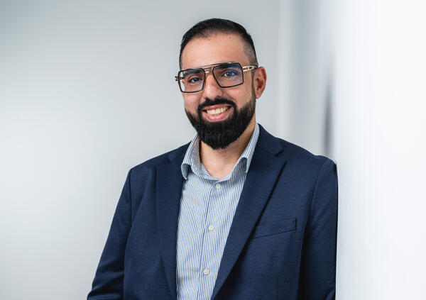 Foto Aydin Nikkhoo, IT-Consultant SmartDocuments Deutschland GmbH