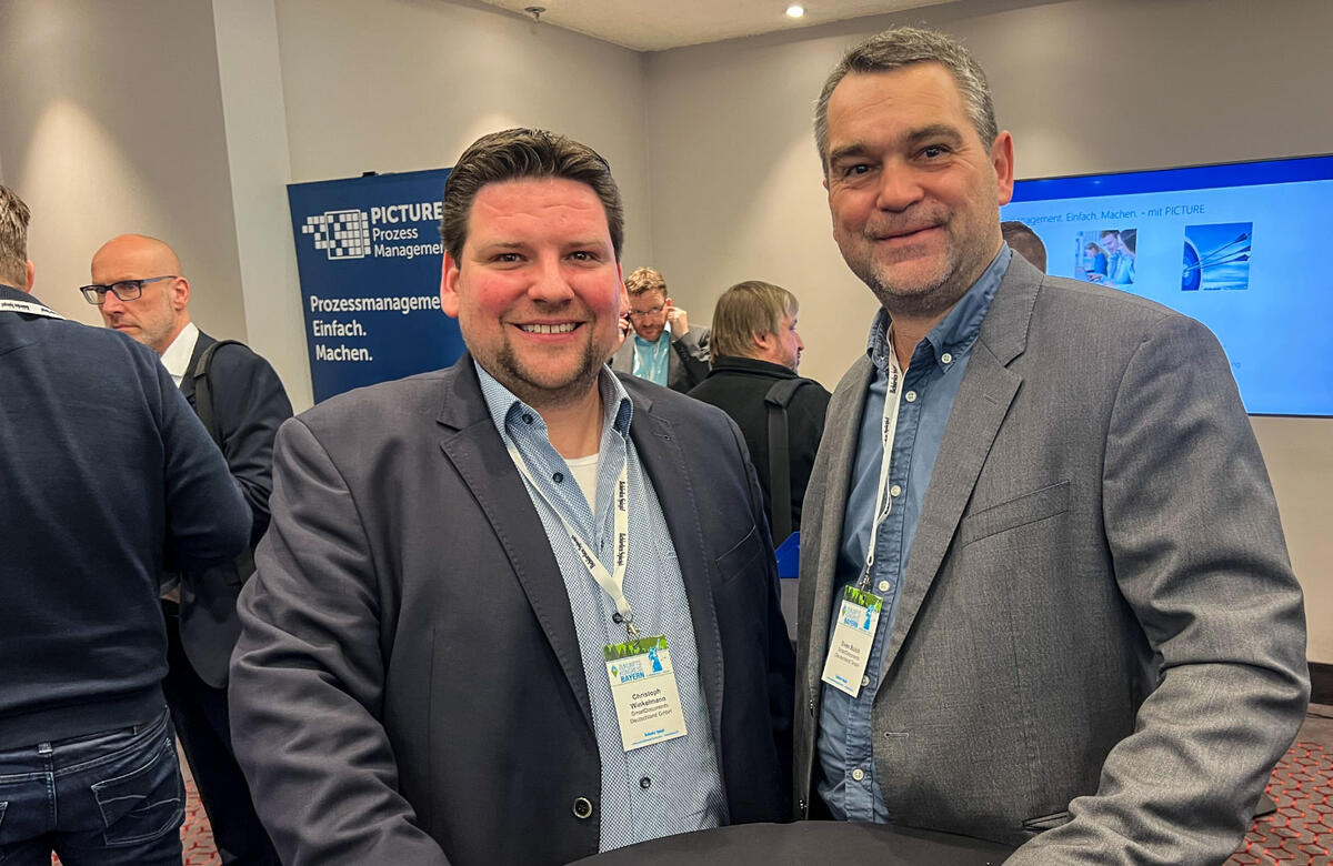 Christoph Winkelmann (links) und Sven Buick (rechts) auf dem Zukunftskongress Bayern in München.